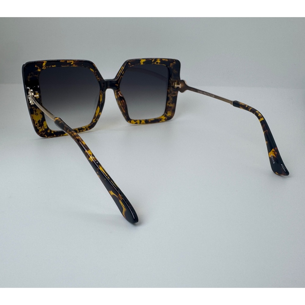Oversized Square Tortoiseshell Sunglasses Gold Stud Crystal Medallion UV400 - Picture 4 of 5